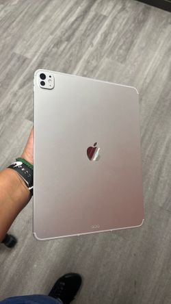 iPad Pro 256gb 13in. Wi-Fi & lte