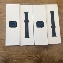 TWO Apple Apple Watch SE 3 GPS 40mm Midnight Aluminum Case with Midnight Sport Band - S/M