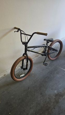BMX Bike Mongoose Legion 20inch black