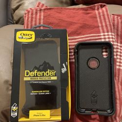 As Is Used iPhone XS Max Otterbox Defender Case Clip And Box