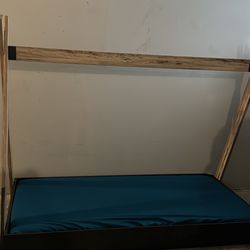 Twin Size Tent Bed Frame With Twin Mattress 