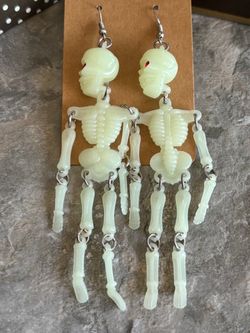 Statement Halloween Dangling Skeletons Earrings