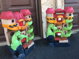 Fisher price dragon castle with moving parts and battery operated sound