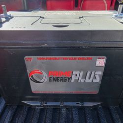 12v Deep Cycle RV Battery And Box