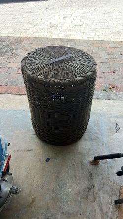 Towels/Laundry Basket