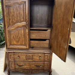 Armoire