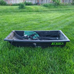 Ice Fishing Sled And Seating