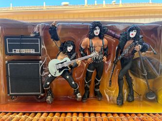 Kizz Super Stage Figures