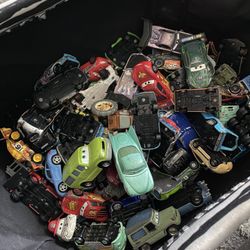 Die Cast ‘Cars’ Movie Vehicles