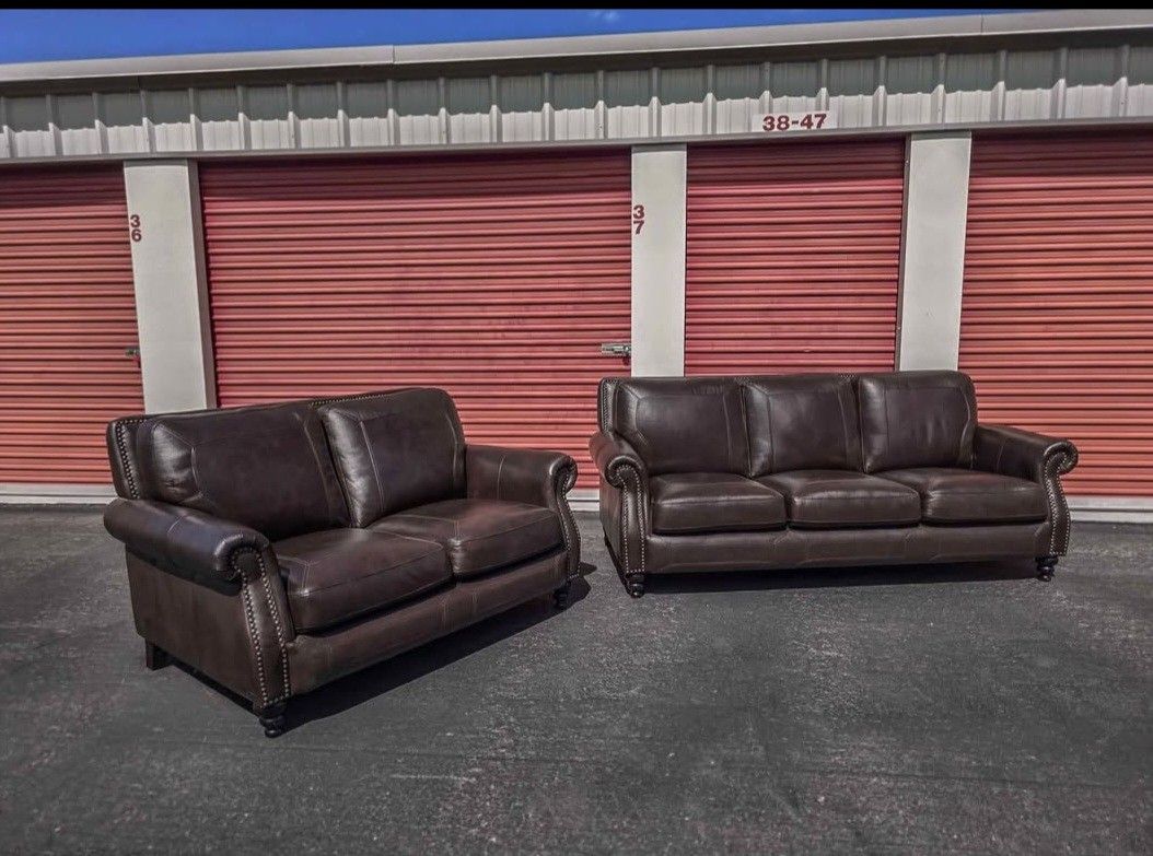 LIKE NEW LEATHER SOFA & LOVESEAT