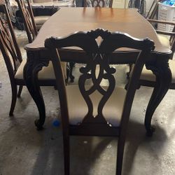 Dinning Table And  CHairs 