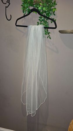 For Love Bridal LA Mid-Length Ivory Wedding Veil