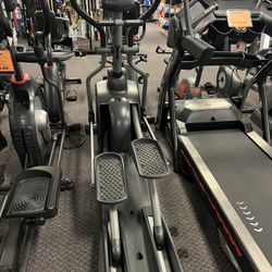 Trim line E300 Elliptical 