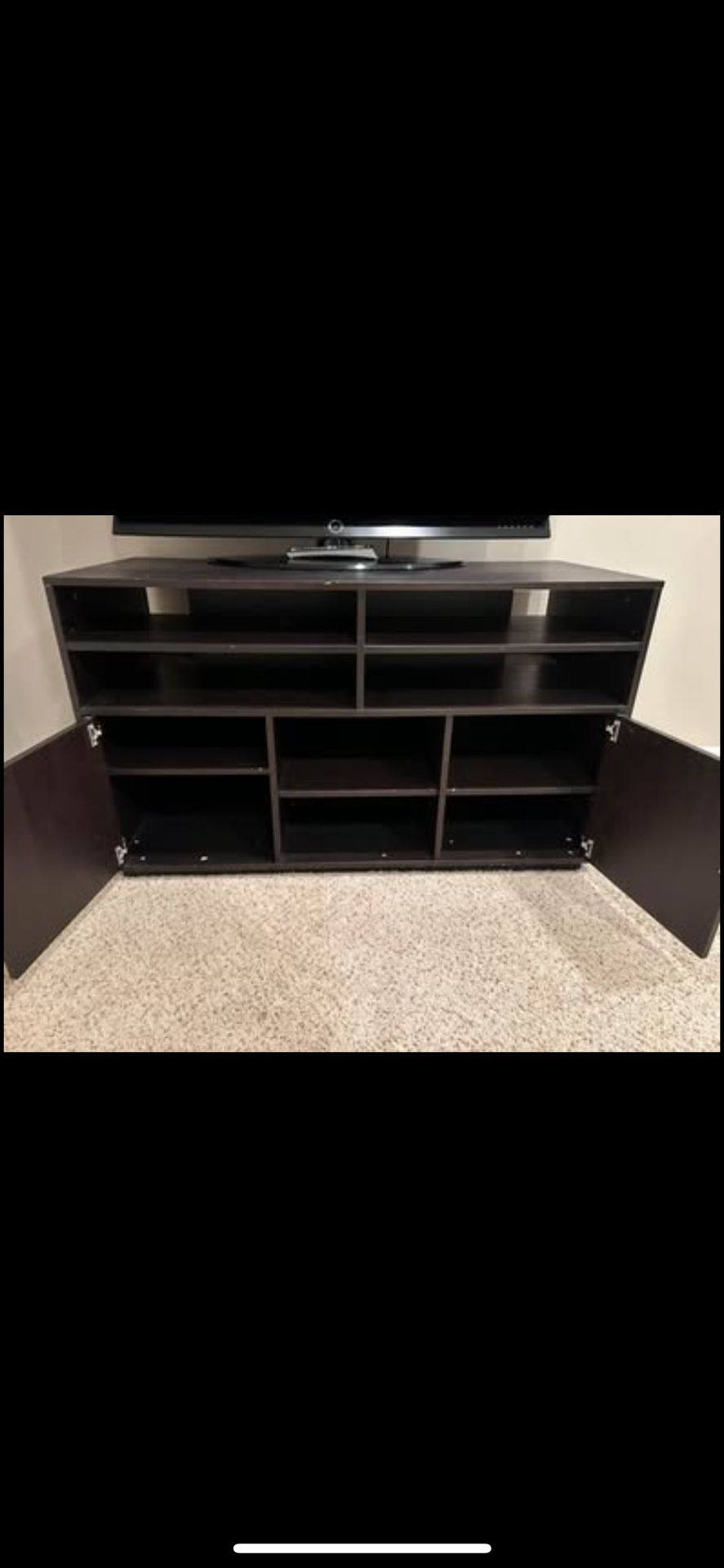 TV Stand FREE!!!!  Free!!!!