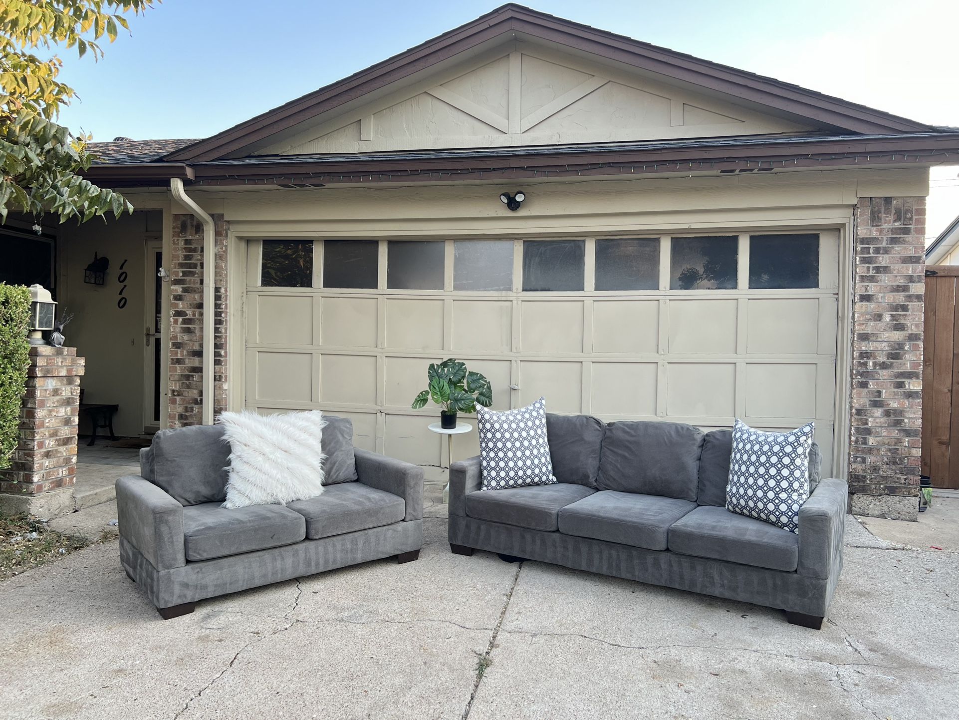 Matching Sofa And Loveseat Couch - Delivery Available