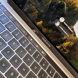 Apple MacBook Pro