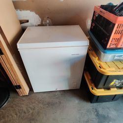 Black n Decker Freezer 