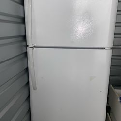 Frigidaire Fridge