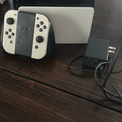 Looking For Oculus Or Money 