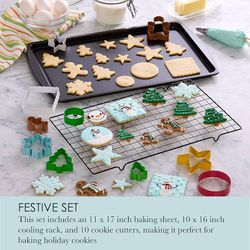 CHICAGO METALLIC 12 PIECE HOLIDAY BAKING SET, FOR MAKING COOKIES - ASSORTED