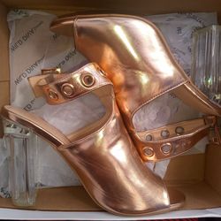 Wild Diva Lounge Rose Gold Heels