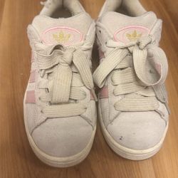 Off White Women’s Adidas Size US6