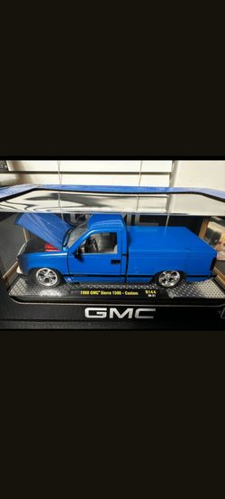 M2 Machines Alice Cooper 1990 Chevy C1500 Silverado Die-Cast