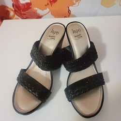 Black Wedges