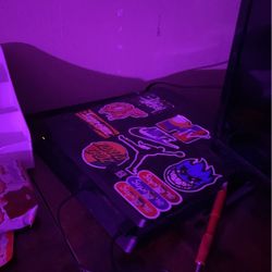 PS4 500GB +1 Controller and bluetooth headset 