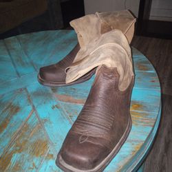 Ariat  Cowboy Boots 
