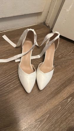 White heel 10
