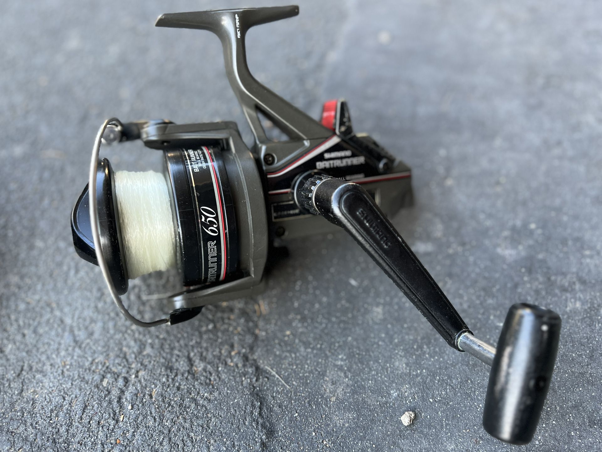 Shimano Bait Runner 650 Fishing Reel for Sale in Buena Park, CA - OfferUp