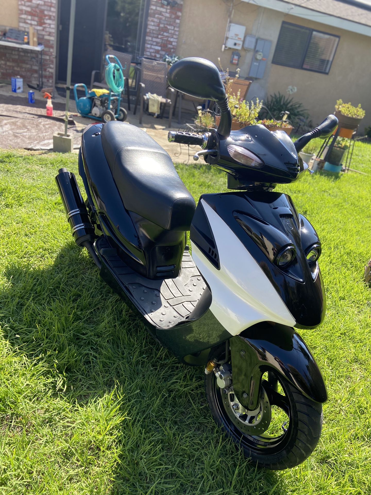 Tao Tao 2014 Moped with low miles!! Obo