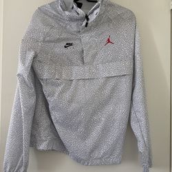 Jordan Windbreakers Size S