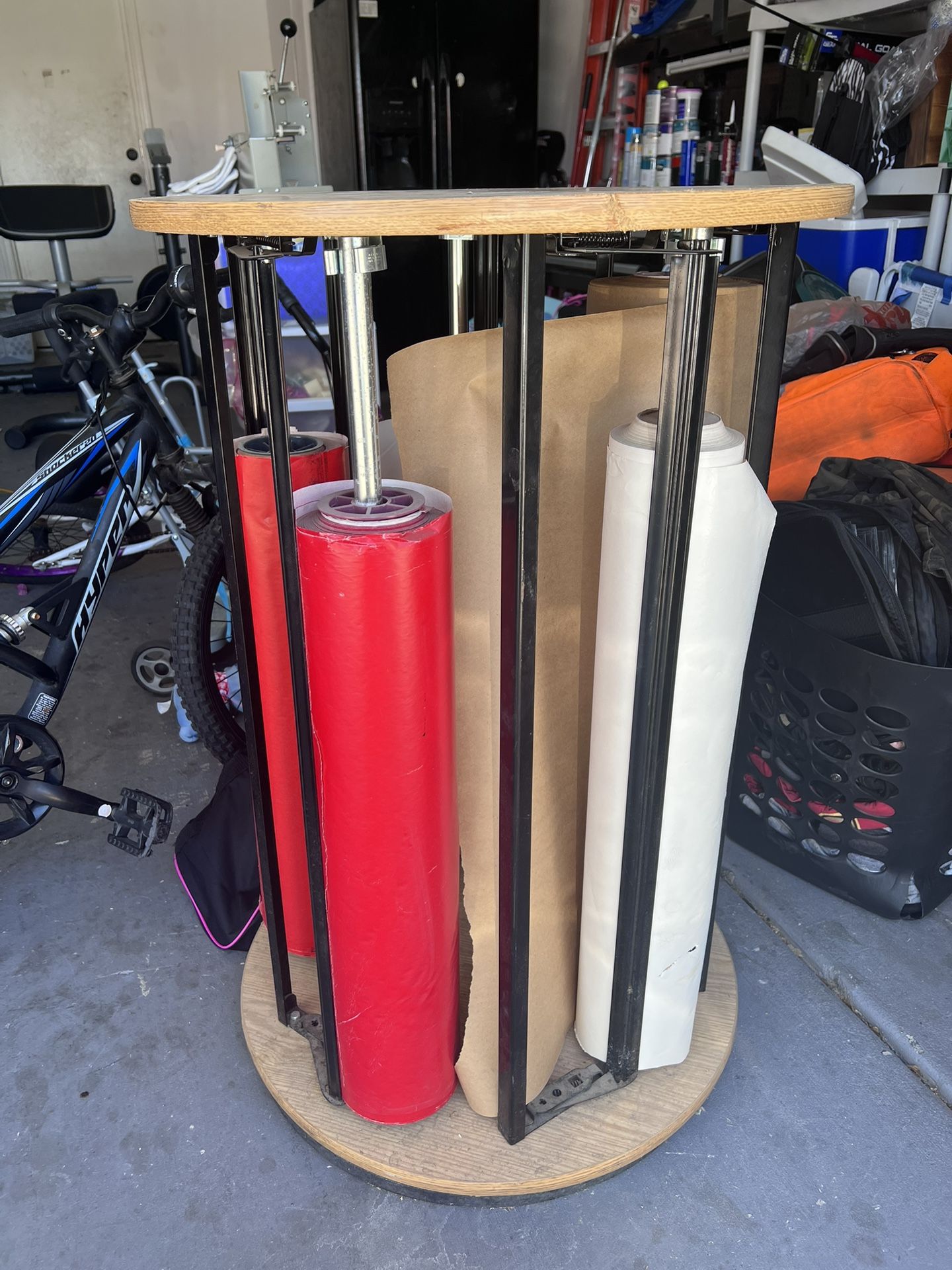 Suzy Rack Wrapping Paper