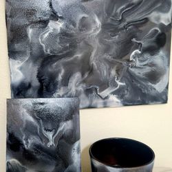 Set Of 2 Paintings And A Pot