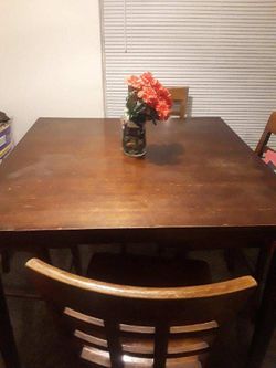 Kitchen table