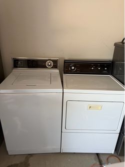 MAYTAG washer, and dryer gas everything work