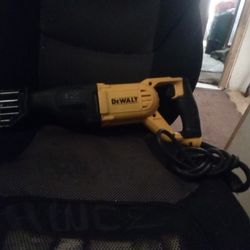 DEWALT INDUSTRIAL TOOL (See Info. About Tool In Photos Taken)