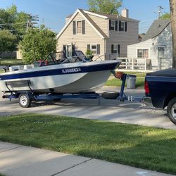 1985 Riviera Speed TriHaul boat