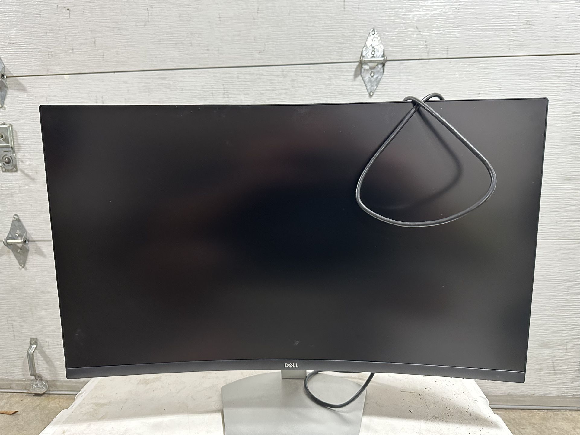 Dell 32” Full HD Curved Monitor 