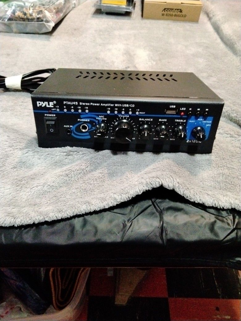 Pyle Stereo Power And Amplifier With Usb-cd
