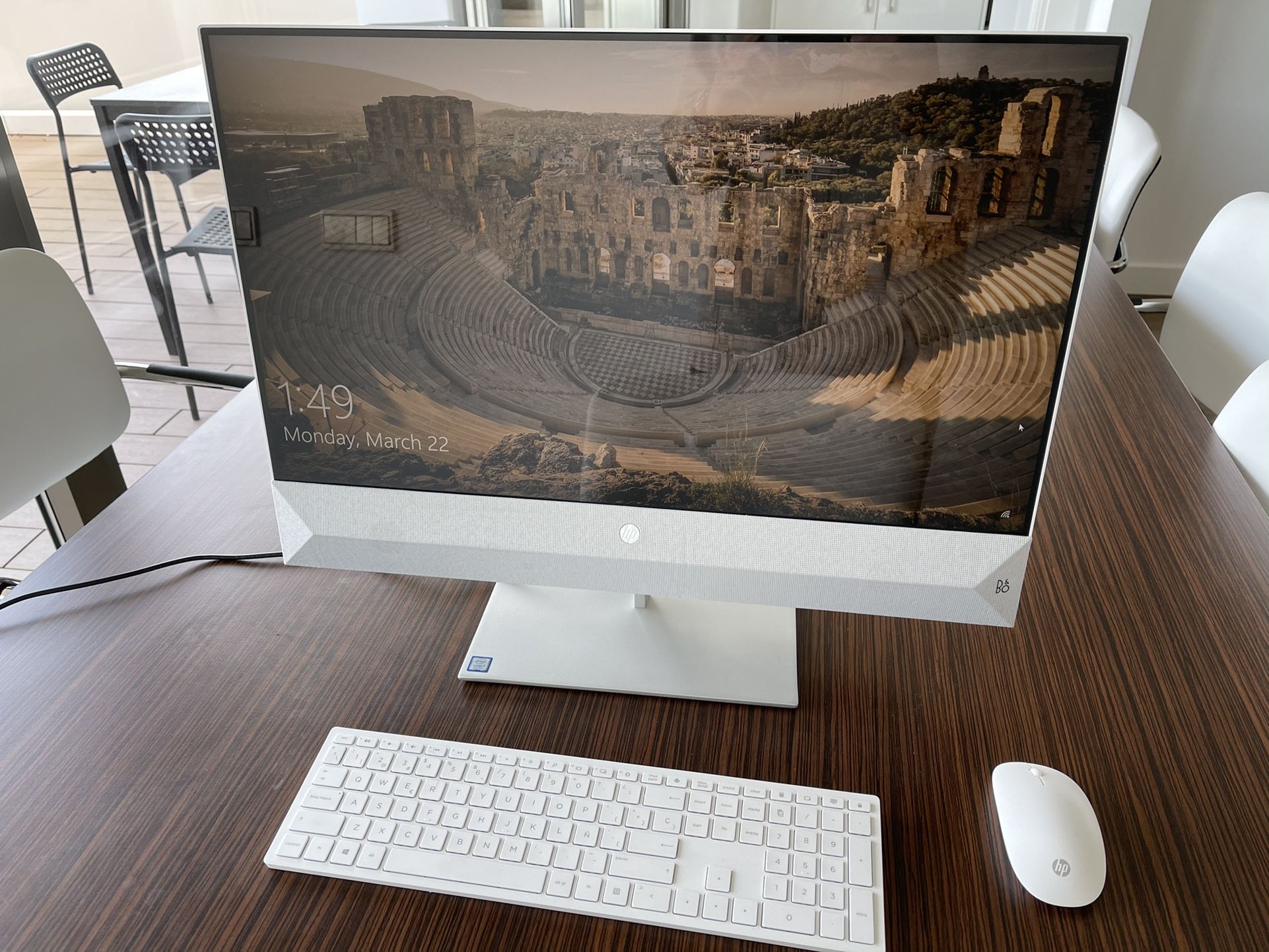 All In One HP Pavilion 27-xa0915ns