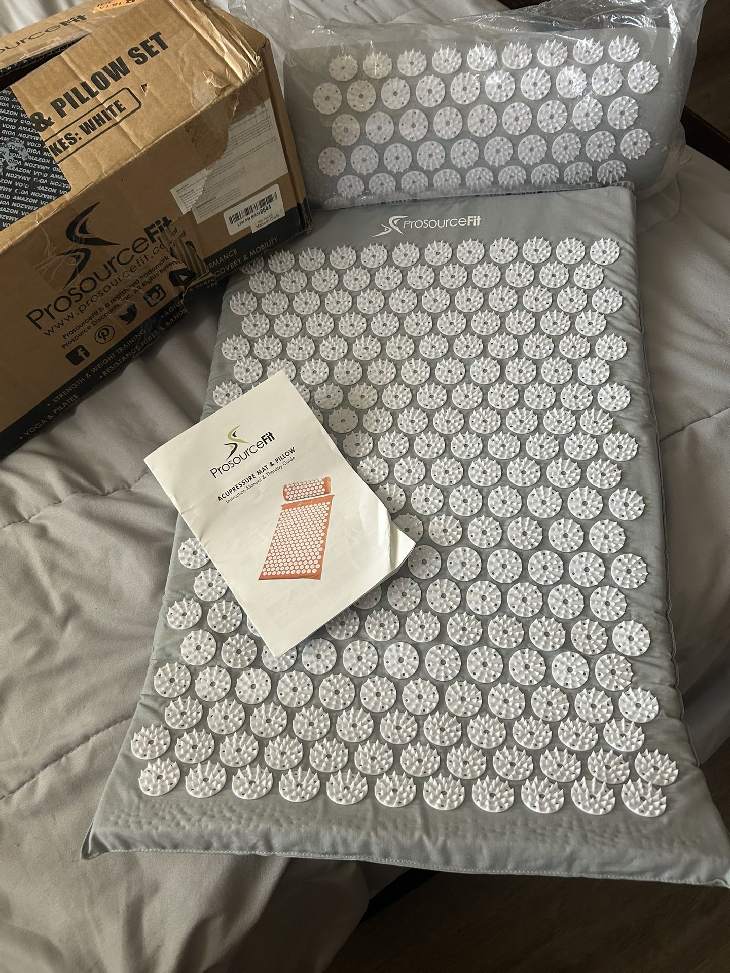 Acupressure mat and pillow