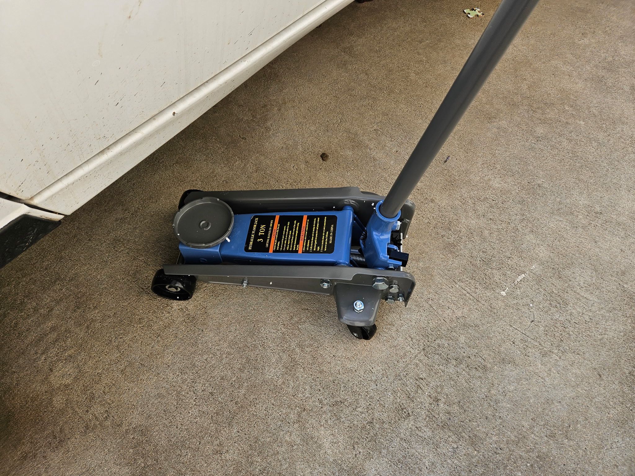 New 3 Ton Floor Jack