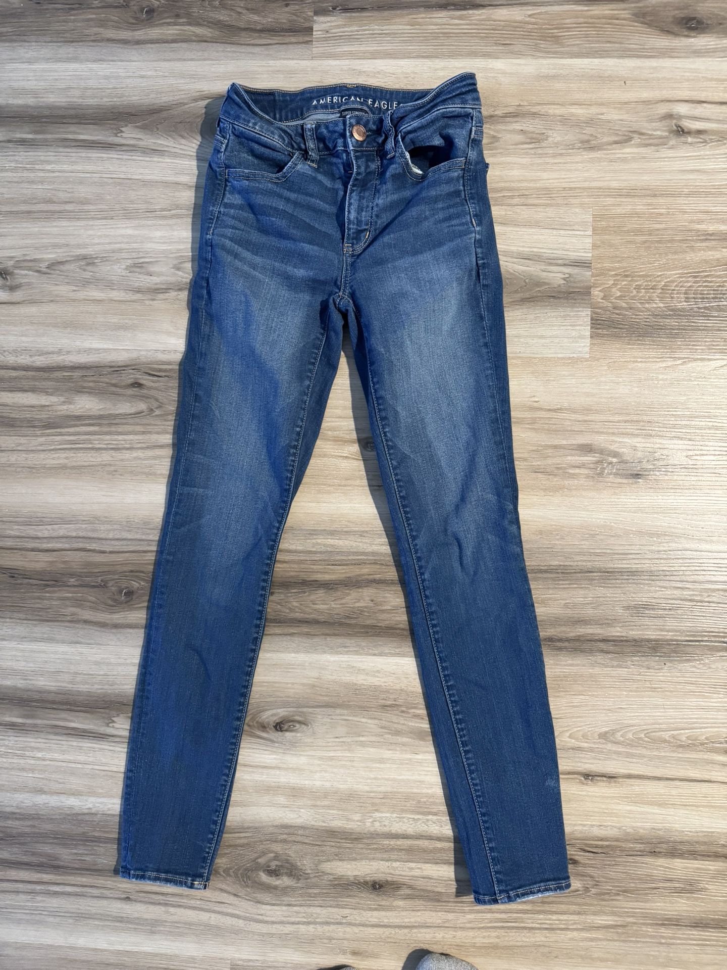 American Eagle Size 4 Skinny Jeans 