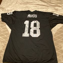 Randy Moss - Raiders  Signed Jersey - Certificate Of Authenticity