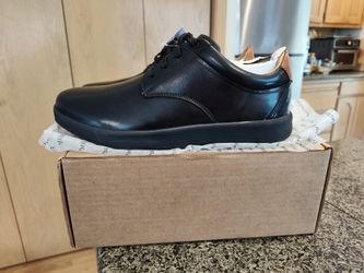 New Florsheim genuine leather oxford shoes. - $69
