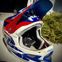 Troy Lee Designs D3 Helmet