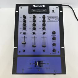 Numark Professional Pre-amp Scratch Mixer DM1100SE  Master Mixer